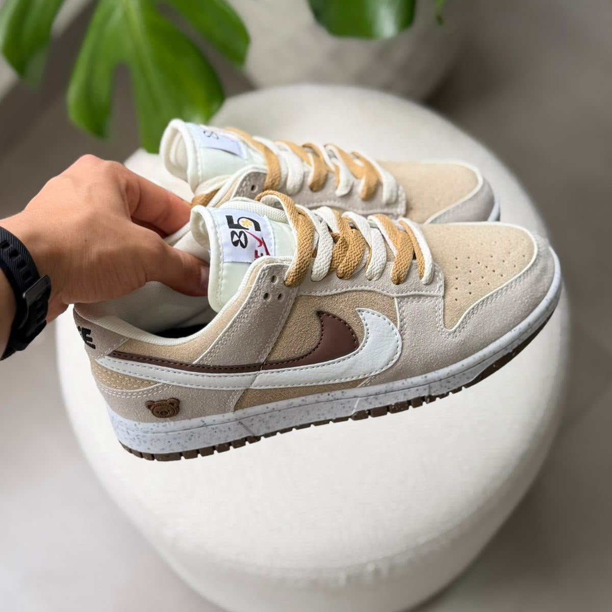 NIKE SB BEIGE
