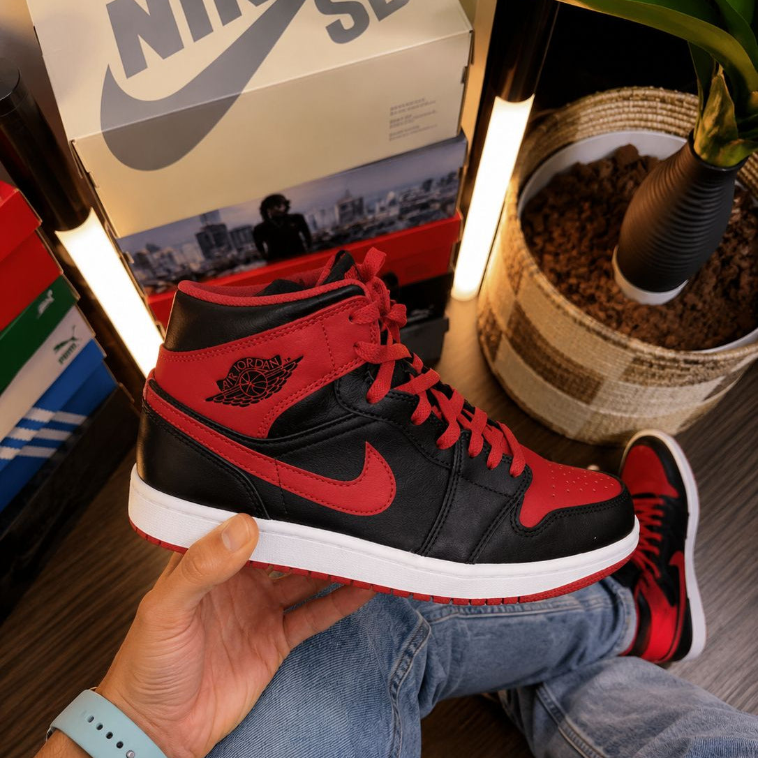 JORDAN RETRO 1 ROJA
